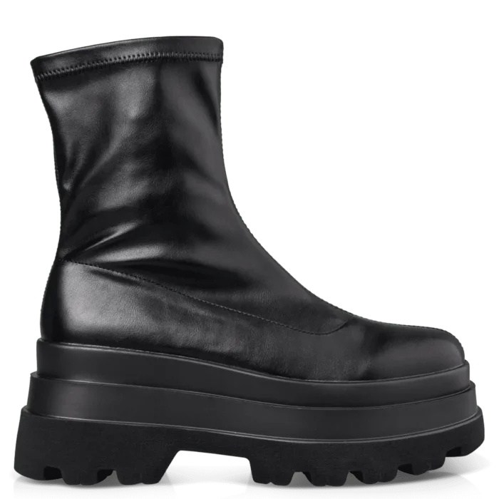 ENVIE SHOES CHUNKY CHELSEA BOOTS